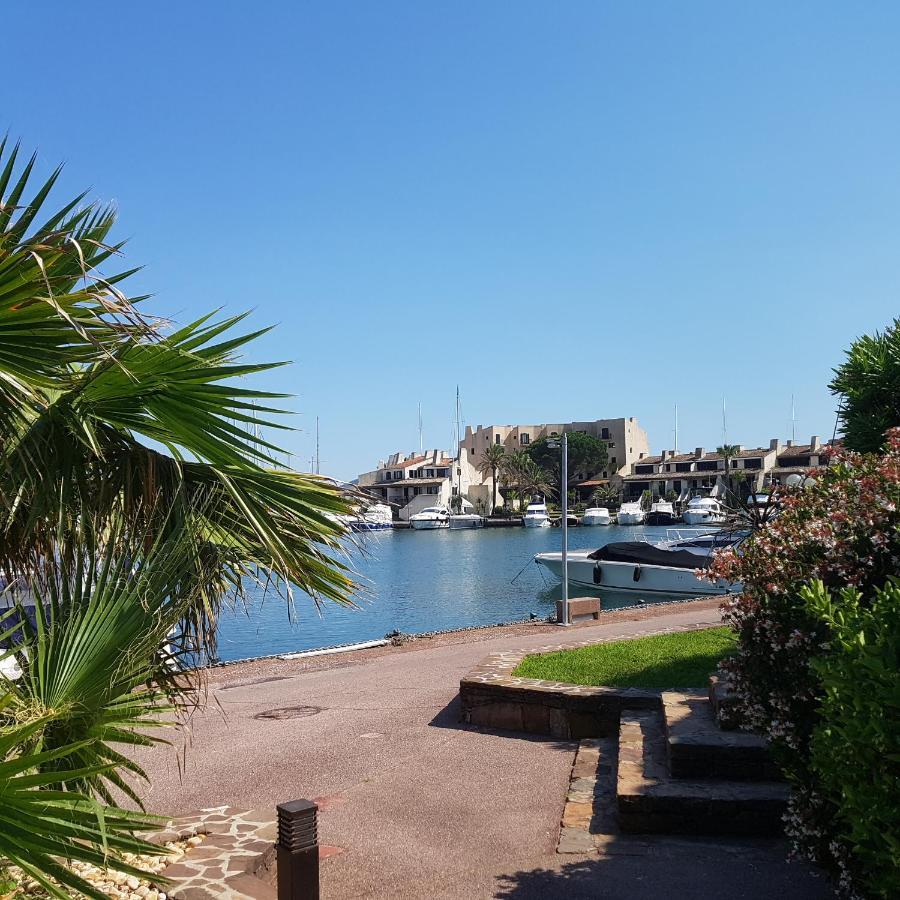 Magnifique 2 Pieces Vue Port Et Mer Cogolin Exterior foto